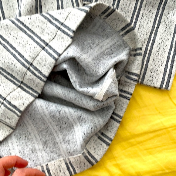 Club Monaco Top - Picture 3 of 3